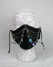 Load image into Gallery viewer, Heart on a Chain Mask- Black