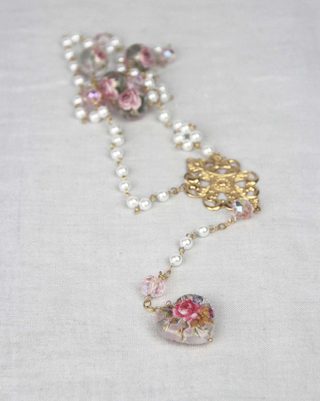 Rosa Necklace- White Pearl/Clear