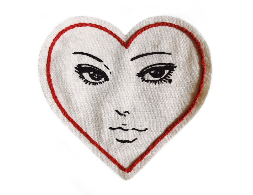 Tomie Embroidered Heart Patch – DYNAMIC DOLL